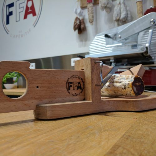 Guillotine à Saucisson - FFA - Fédération Française de l'Apéritif